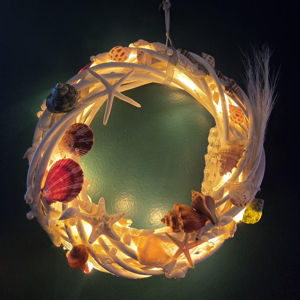 Coastal Holiday Wreath with LED Lights